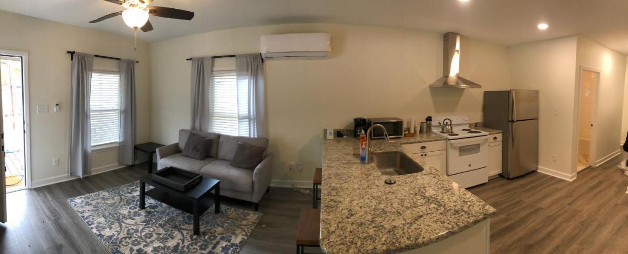 Lakewoodlyon Park Renovated Cottage Near Duke 23A Durham Dış mekan fotoğraf